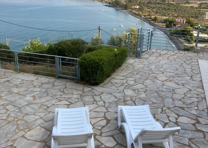Ageranos Seaview House