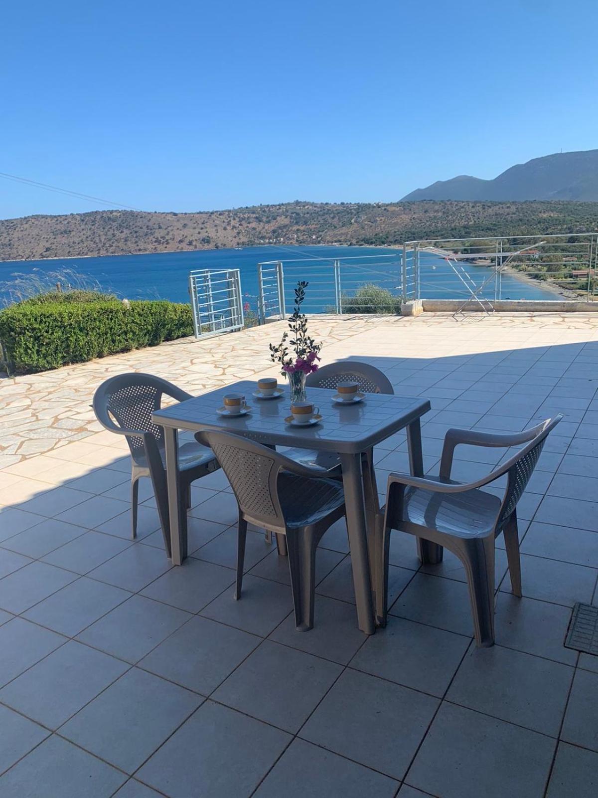 Vakantiehuis Ageranos Seaview House